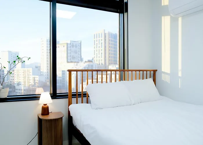 Vibe - Near Seongsu Konkuk Univ 아파트 *